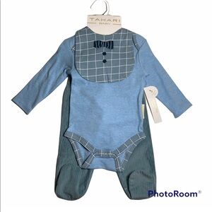 NWT Tahari 3pc Bib, Bodysuit And Footie Size 3-6M